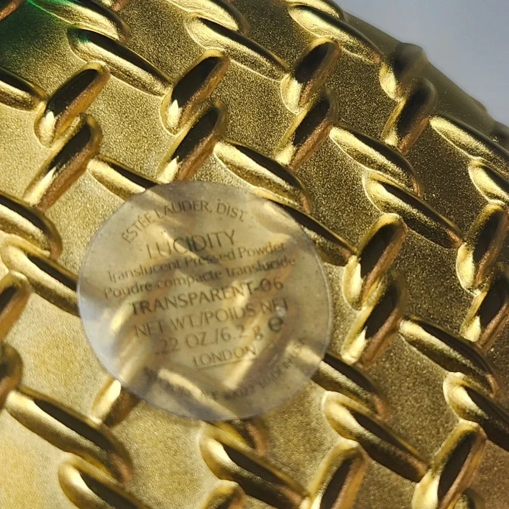 Estee Lauder CHAIN LINK Compact Gold Lucidity 06 Translucent Powder